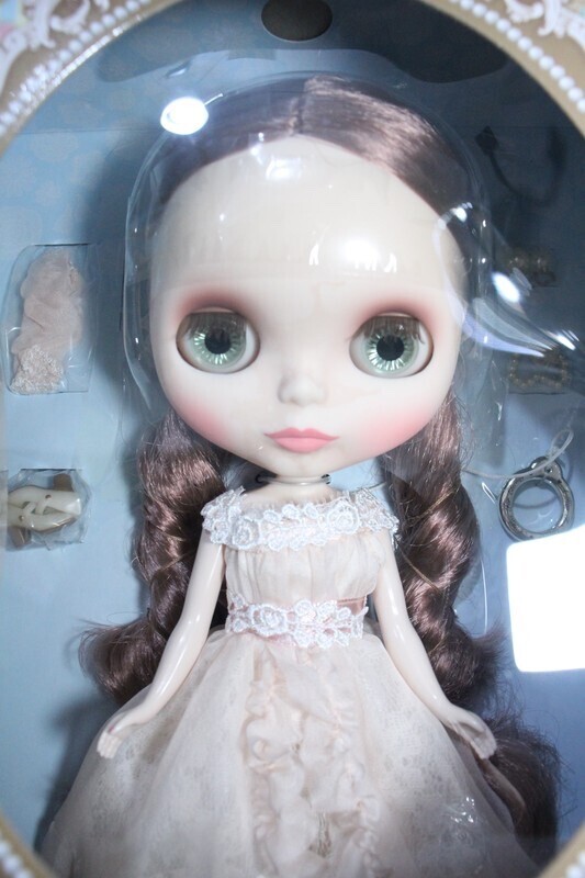 Neo Blythe Bianca Pearl Doll Figure Takara Tomy | eBay