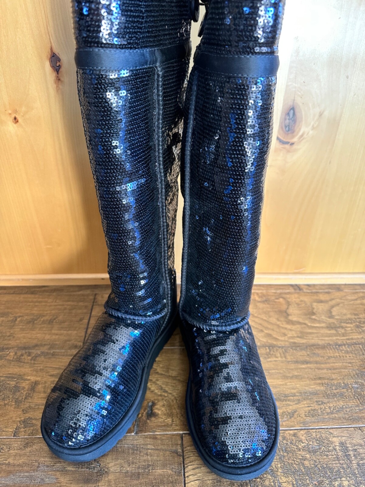 UGG  OVER THE KNEE BAILEY BUTTON SPARKLE 7 BLACK  HOLOGRAM EUC FUR TALL RARE image 10