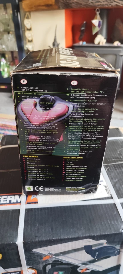 Vintage Saitek X8 30 Analogue Gaming Flight Stick Button Controller Boxed - Image 2 of 4