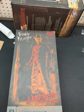 Sideshow EXCLUSIVE A Nightmare on Elm Street. Freddy Krueger. SIXTH SCALE