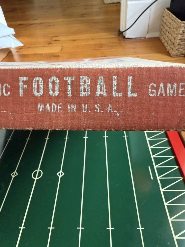 Fútbol Eléctrico Tudor Años 50-60 Vintage Tru-Action en Caja Original Foto 4 de 4