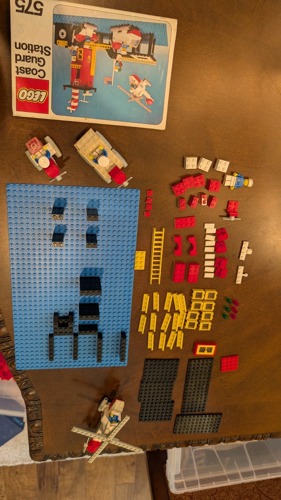1978  Vintage Lego Coast Guard Station #575 Incomplete with Instructions