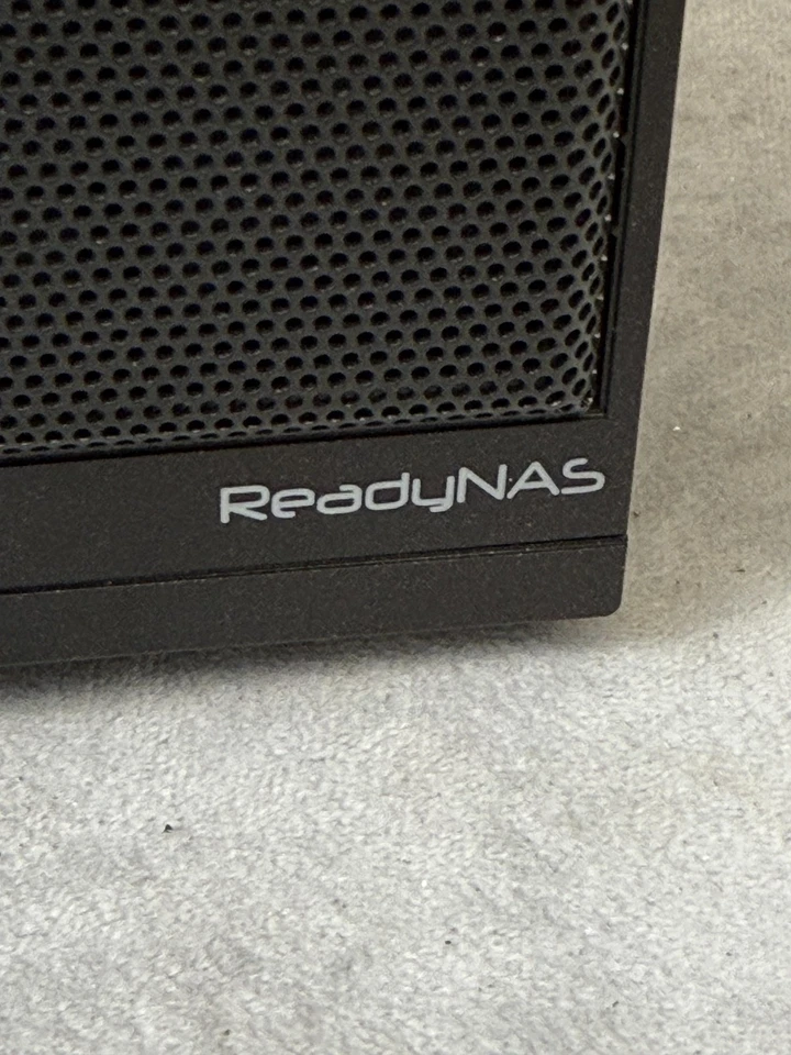 Gabinete NAS sin disco Netgear ReadyNAS RNDP2000 RND-2A de almacenamiento en red de 2 bahías Foto 2 de 4