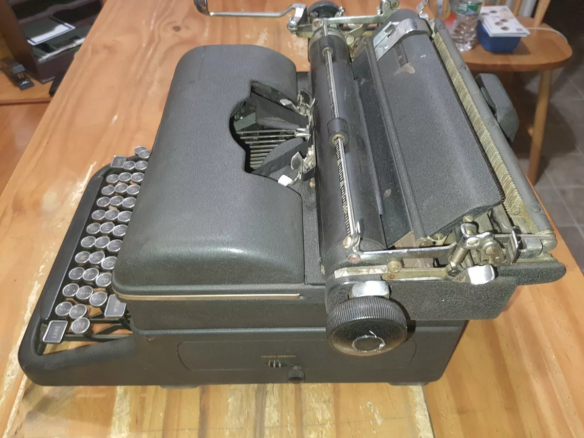 Antique Royal Magic Margin Typewriter c. 1938