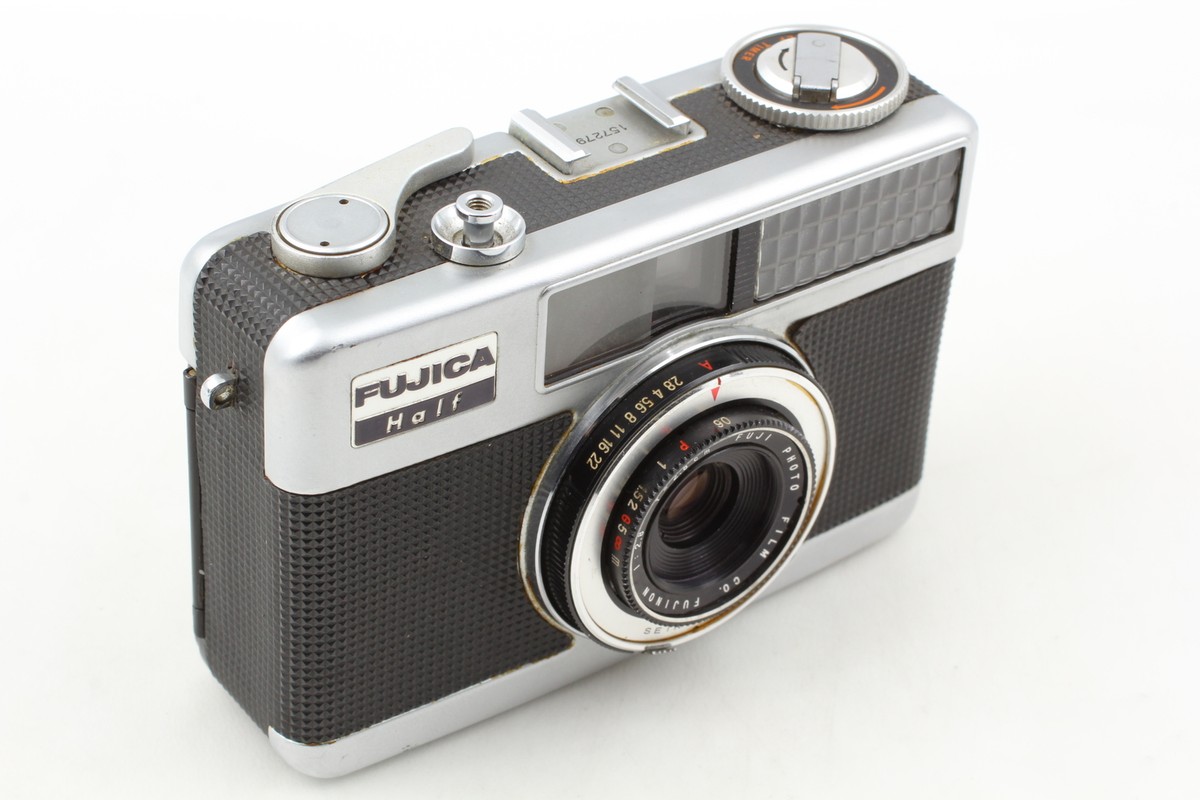 Fujica Fujifilm Half 35mm Half Frame Film Camera | Manual Fujica Fujifilm Half 35mm Half Frame Film Camera | Manual