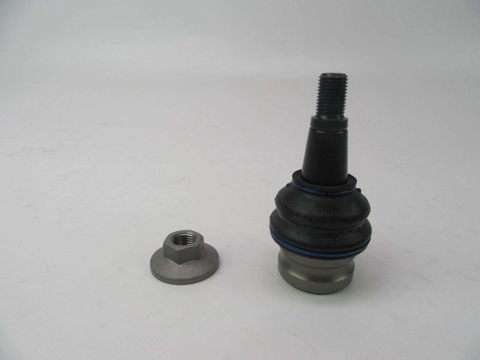 Bentley Bentayga right lower & upper control arms TopEuro 475