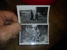 Ancienne Photo Snapshot Promenade en Anciens Vélo & Tandem années 50