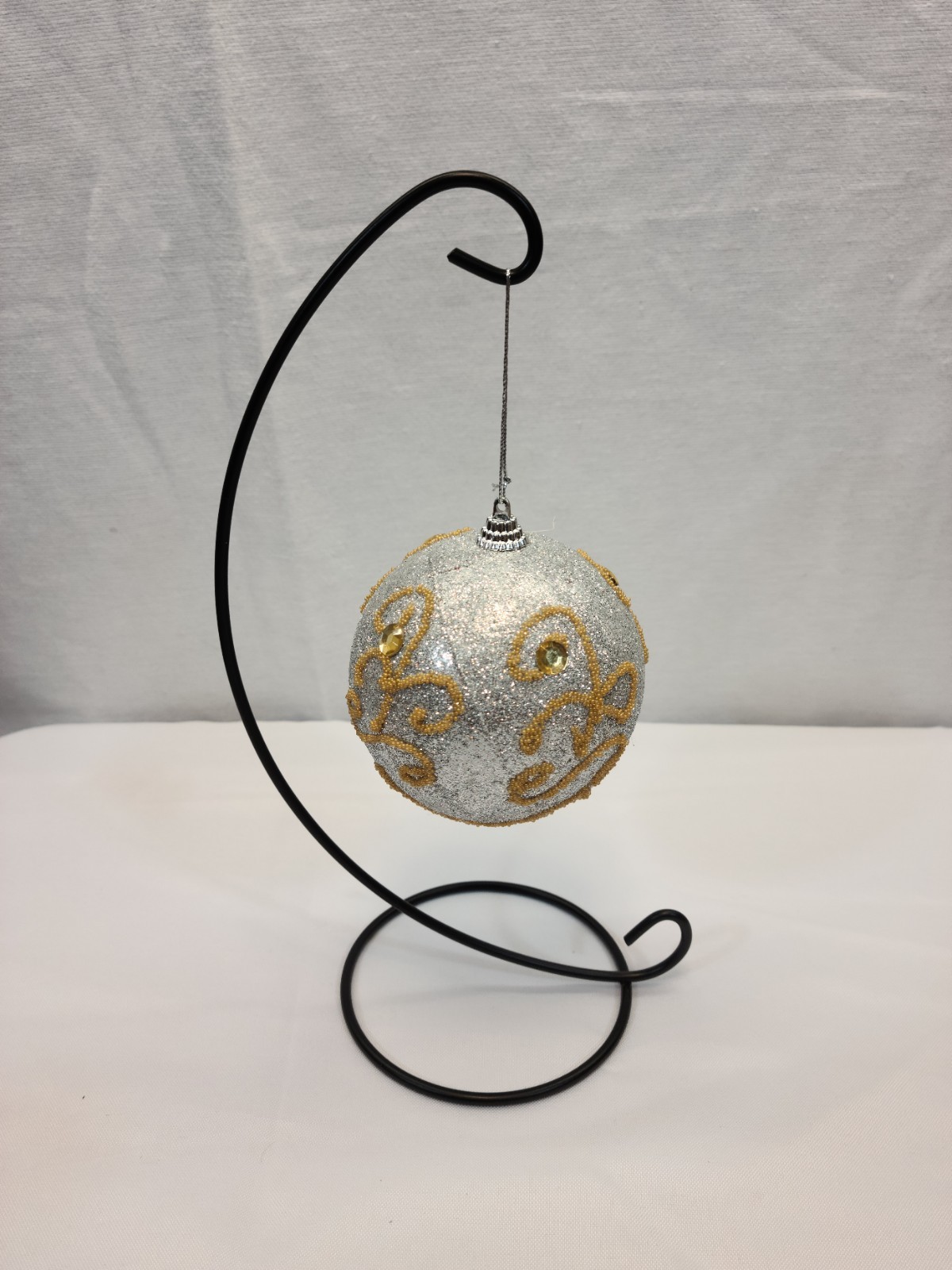 24 PC, 11" Ornament Display Stand Hanging Stand Holder for  Christmas, Wedding.