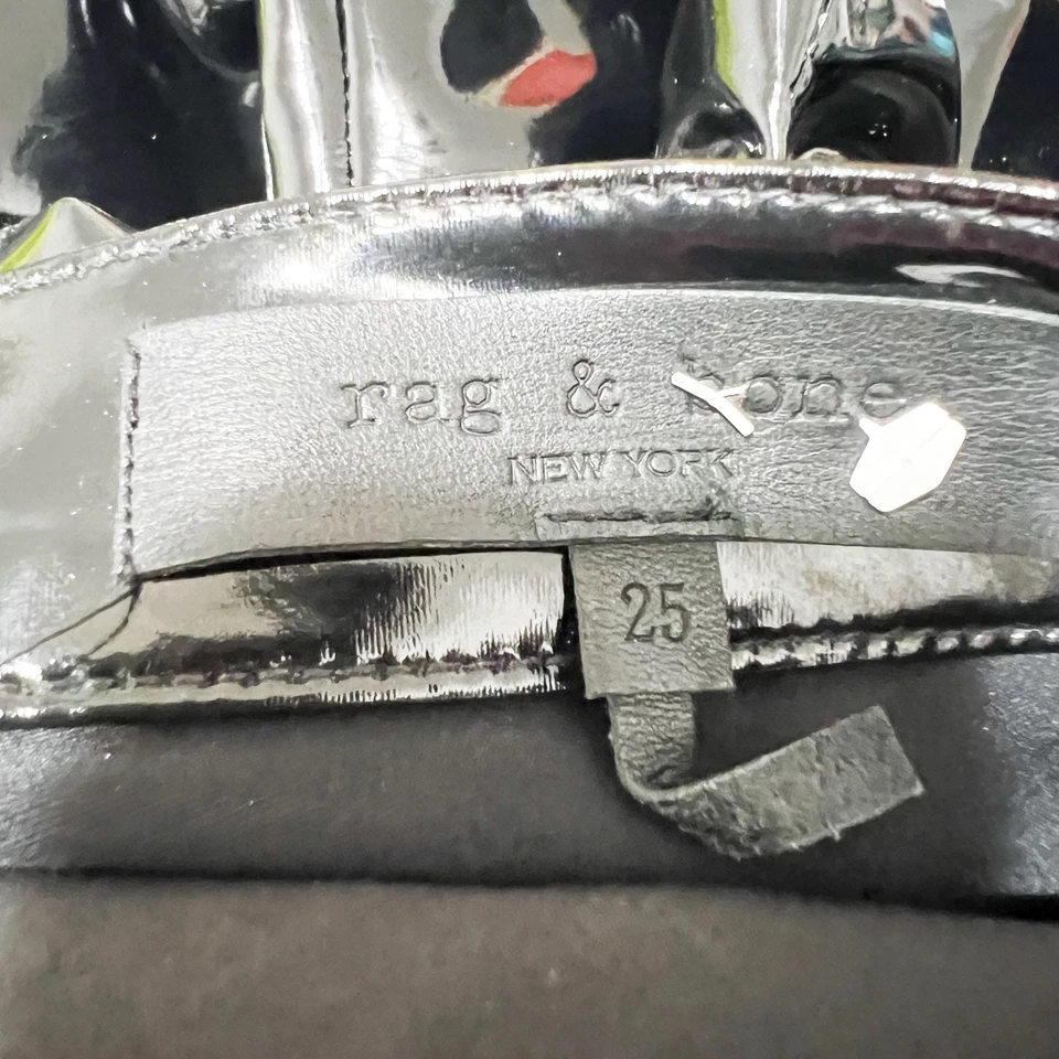 Pantalones ajustados de tiro medio de charol vegano imitación trapo y hueso negros brillantes 25 Foto 2 de 4