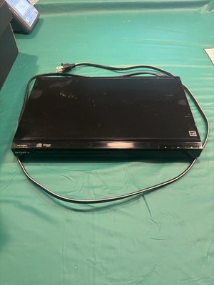 Sony CD / DVD Player DVP-SR200P Used With RCA Cables