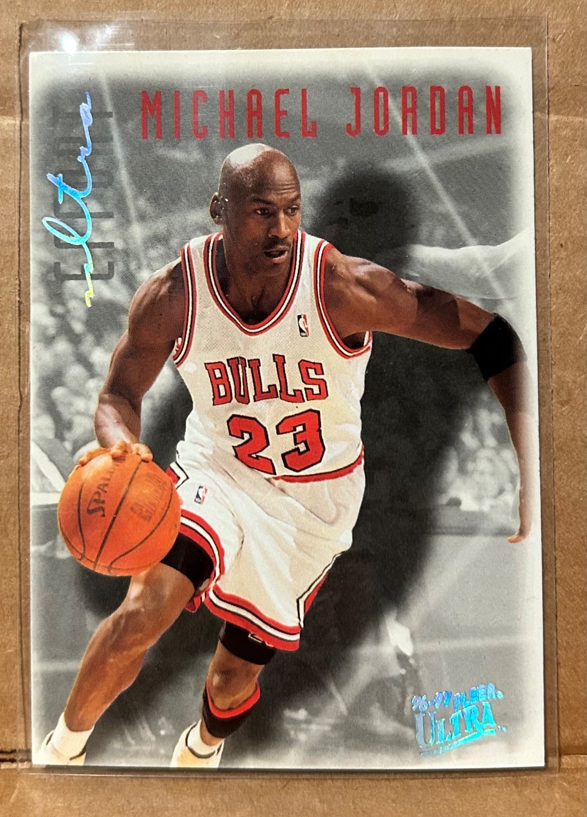 Ultra Effort Michael Jordan #143 Platinum Medallion Edition- 1996-97 Fleer Ultra
