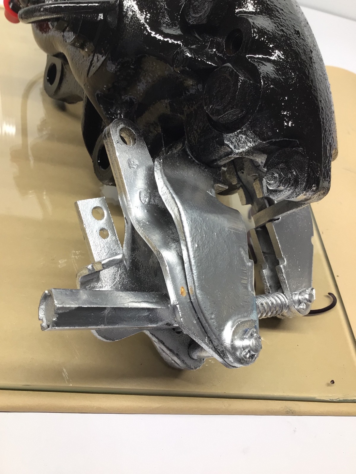 1966 - 1980 Rolls Royce Silver Shadow Wraith II Rear Left & Right Brake Calipers