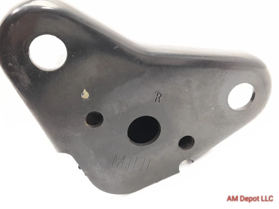 Suporte de reforço para para-choque dianteiro direito 2011 Mini Cooper S R56 R57 R55 R58 R59 - Imagem 3 de 3