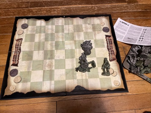 Chess SET Disney Pirates of the Caribbean Dead Man's Chest Collector Ed In Tin - Picture 7 of 24