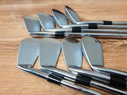 Nike Tiger Woods 2004 Limited Edition Iron Set 3-PW - Picture 4 of 12