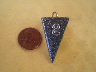 7 PCS. PYRAMID FISHING SINKER, 2 OZ.
