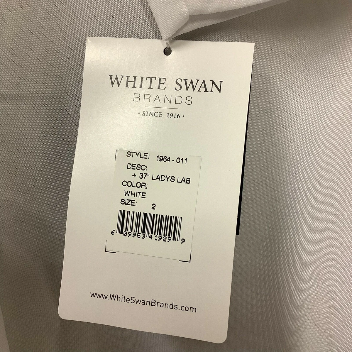 Meta 1964 store lab coat