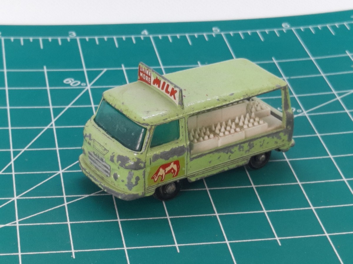 Vintage Matchbox Lesney No 21 Commer Bottle Float Milk Truck