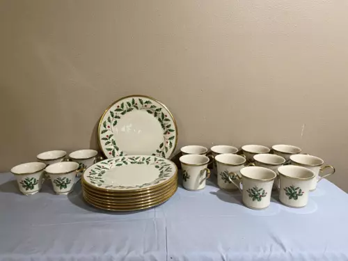 Lenox Holiday Dimension Dinner Plates Holly Berry Mugs Choose what you need!