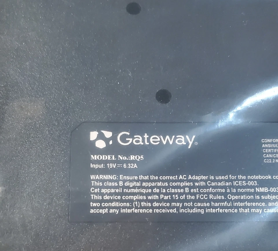 Estación de Acoplamiento Replicador Puerto Gateway Modelo: RQ5 con GUÍA DEL USUARIO Foto 2 de 2