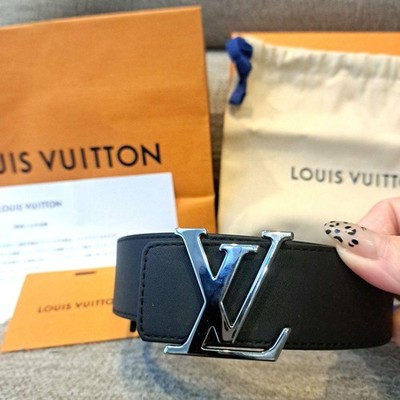 Louis Vuitton Authentic Monogram Reversible Belt Mens Color Black Size 95/38