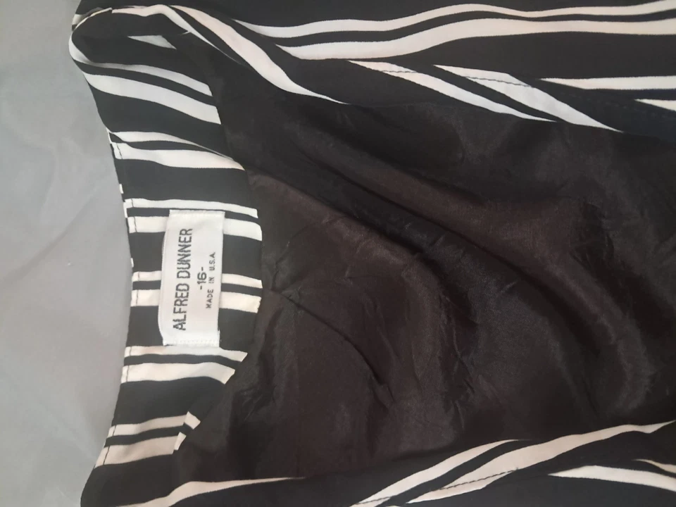 Blazer Chaqueta Talla 1x 16W Frente Abierto por Alfred Dunner Rayas Negro Blanco Foto 4 de 4