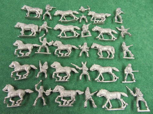 ORIGINAL GIESSEREI 28mm 7. KAVALLERIE UND BERITTENE INDIANER PLUS ZIVILISTEN.