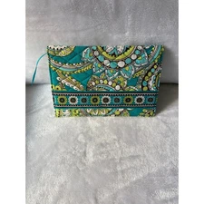NWT Vera Bradley Green/Blue/White Paisley Paperback Book Cover
