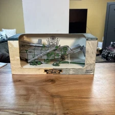 Spec-Cast 1938 John Deere 28x46 Thresher Special Edition 1/28th Scale NIB