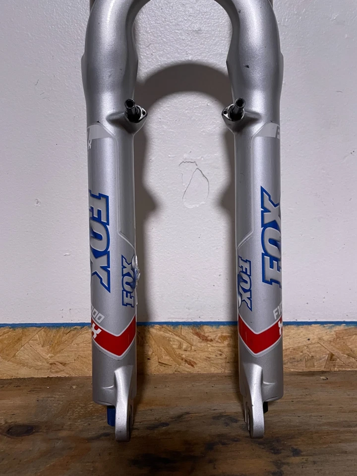 Fox F100 X Terra Logic Fork 26" Wheels 100mm 1 1/8" V-Brake Disc 100mm Q/R - Image 4 of 4