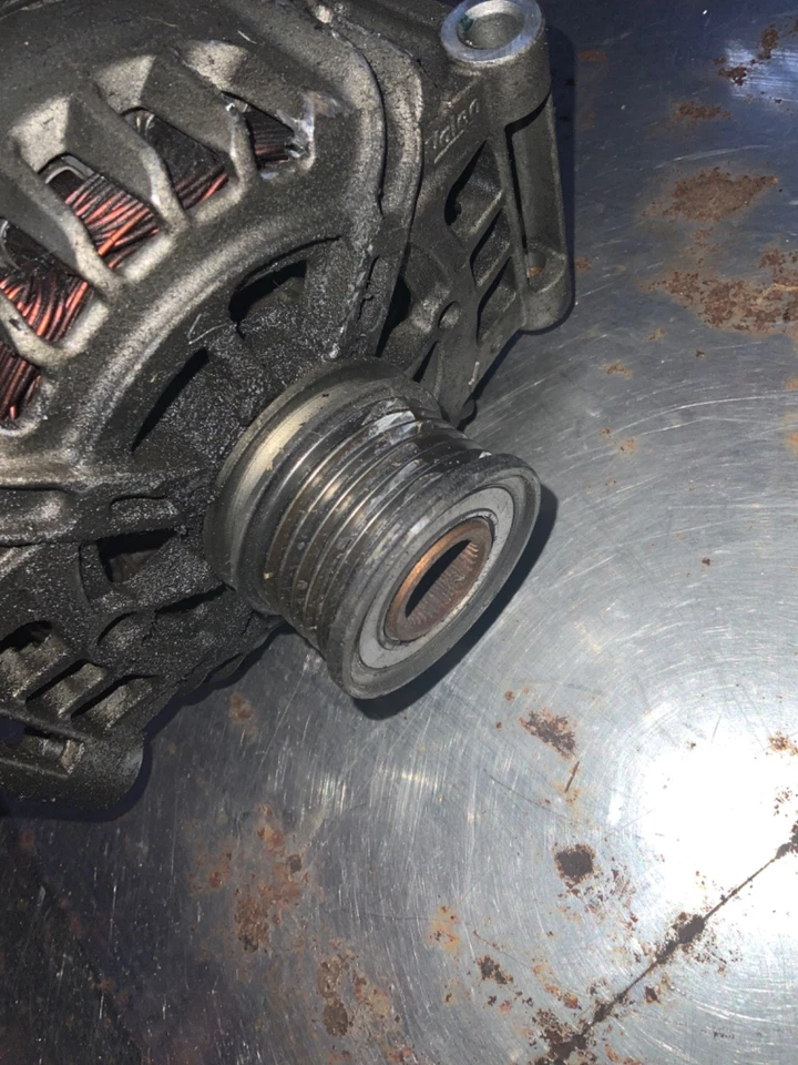 MINI COOPER S 2007-2011 GENERADOR ALTERNADOR Foto 2 de 4