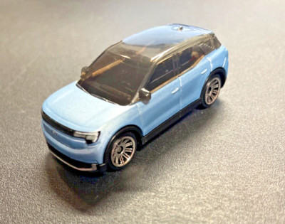 Matchbox  24 Ford Explorer Bev #007 MBX  25 Series Light Blue Loose VHTF!