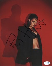 Ella Hunt Dickinson Autographed Signed 8x10 Photo ACOA