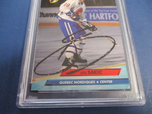 Joe Sakic Autographed Signed 1992-93 Fleer Ultra Card #179 PSA Slab Auth. - Picture 4 of 8