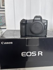 Canon EOS R + Box with Accessories + Official Battery