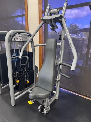 Magnum E Series Biangular Chest Press