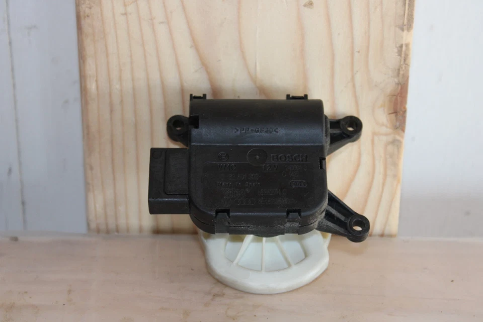 Audi A4 2002-2005 HVAC motor de aleta de recirculación de aire Foto 3 de 3