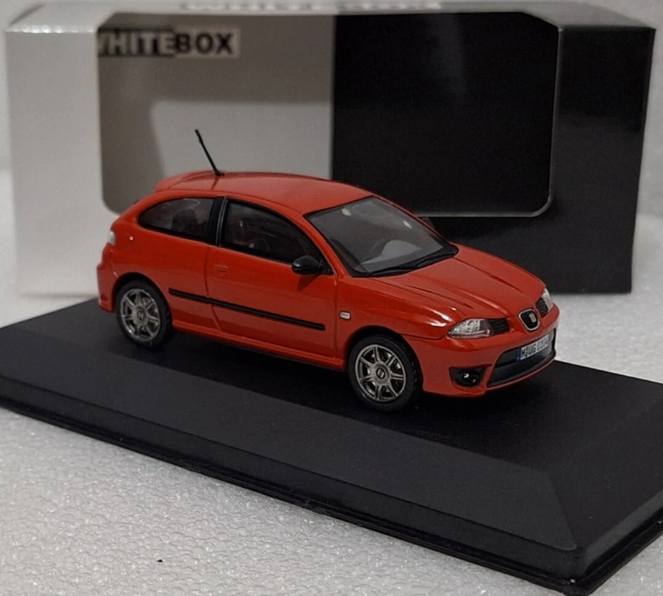 (5) Seat Ibiza Cupra TDI 2006 Red 1:43 Whitebox WB218-213278 EXTREMELY RARE!! - Image 3 of 4