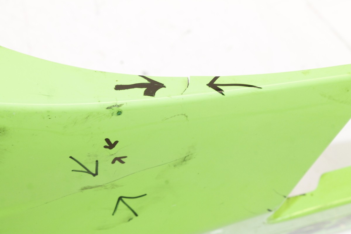 09-12 NINJA ZX6R LEFT LOWER BOTTOM BELLY SIDE FAIRING CRACKS OEM