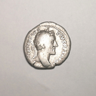 Foto 1 di 2