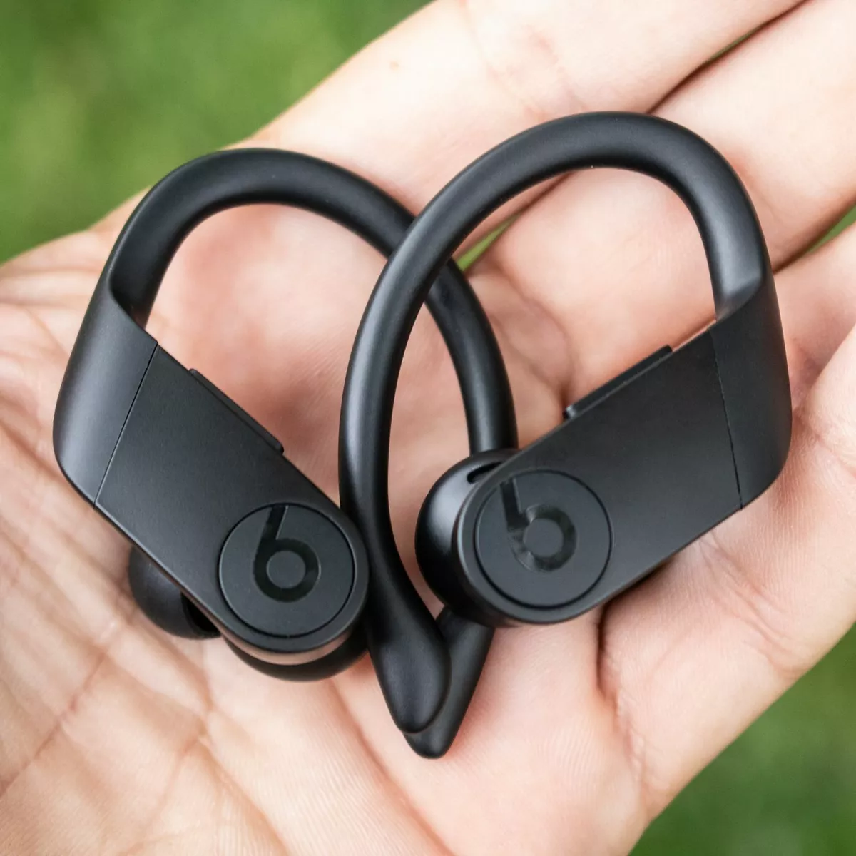 Beats by Dr. Dre Powerbeats Pro Wireless Earbuds Right Left