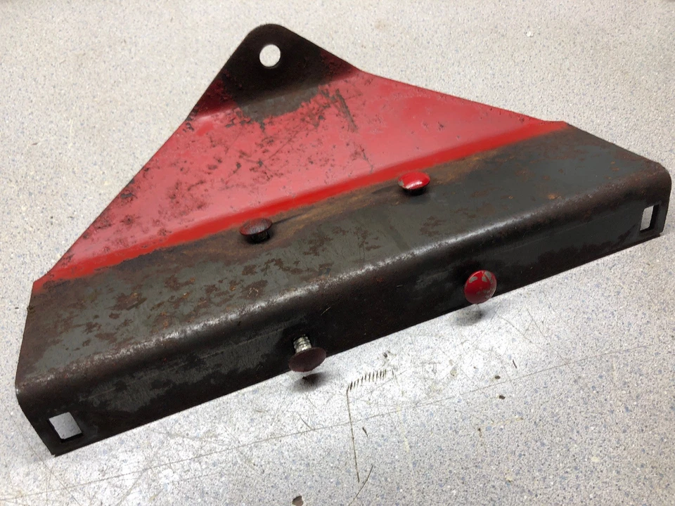 Wheel Horse Tractor Mower B-112 Mower Rear Hitch - Image 4 of 4