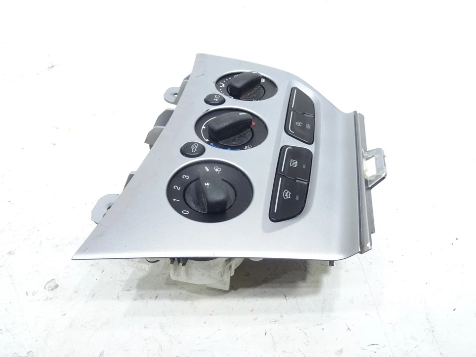 FORD FOCUS 2012 MK3 HEATER CONTROL PANEL BM5T-19980-BD - Image 4 of 4