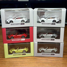 Minichamps 1/64 Scale Porsche 911 992.2 CARRERA GTS Roadster Alloy Model Car