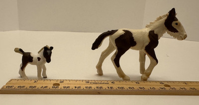 2 Rare Schleich Foals  Tinker Foal 13295 & Falabella Foal  13687 EXTREMELY RARE