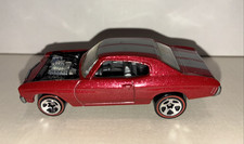 Hot Wheels Chevrolet Chevelle Ss Diecast Car Red Silver 164