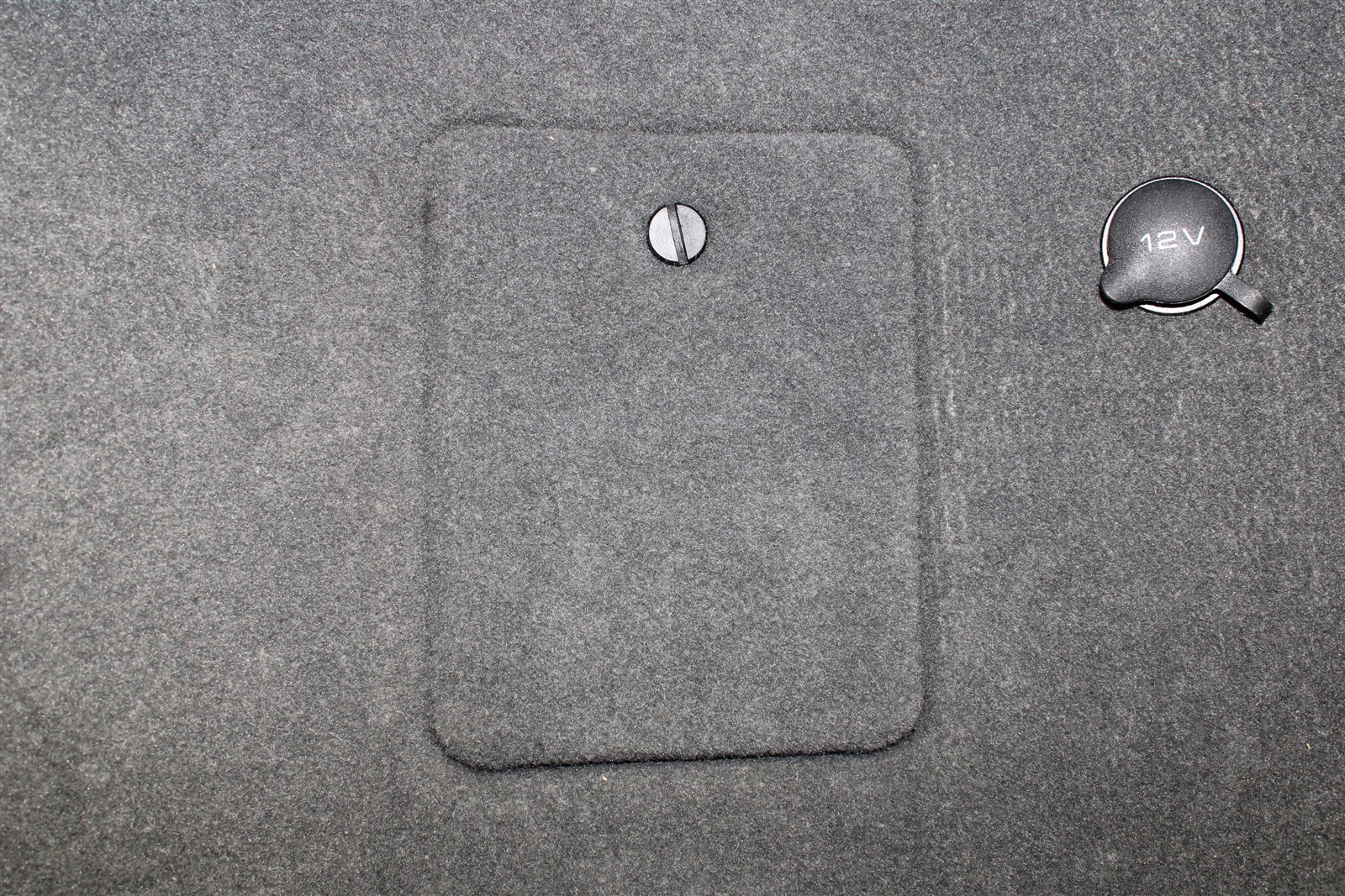2013 Maserati GranTurismo Rear Left Side Cover Trim Carpet Panel 068418006 08-13