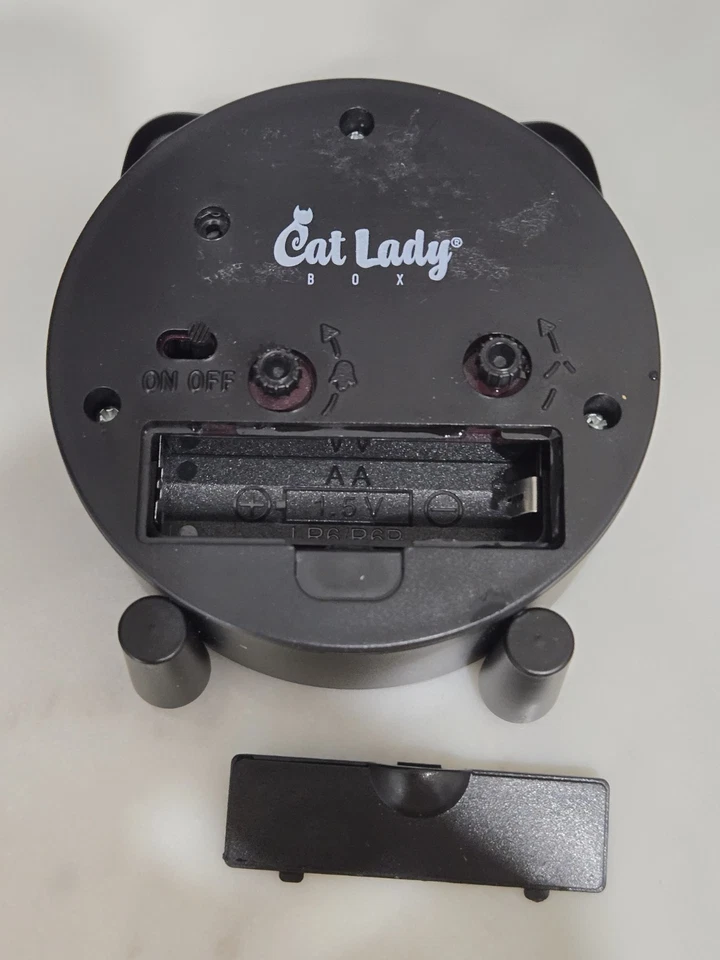 Cat Lady Black Face Alarm Clock with White Numbers and Hands Takes 1 AA Battery - Image 2 of 4