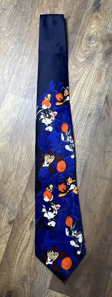 Винтажный баскетбольный галстук 90-х Space Jam Looney Tunes 1996 Bugs Taz Tweety. - Изображение 3 из 4
