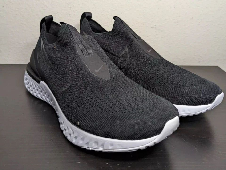 Nike Epic Phantom React Flyknit Men's Sneakers Black/White Size 10 BV0417-001 - Image 3 of 4